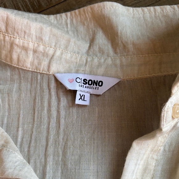 Cream Boho / Cowgirl Light Weight Button-Up Women's Top 🤩 - Picture 7 of 10